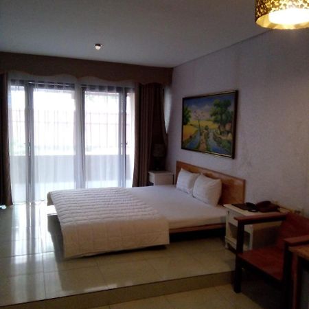 Khach San Thuong Mai Yen Thinh Exterior photo